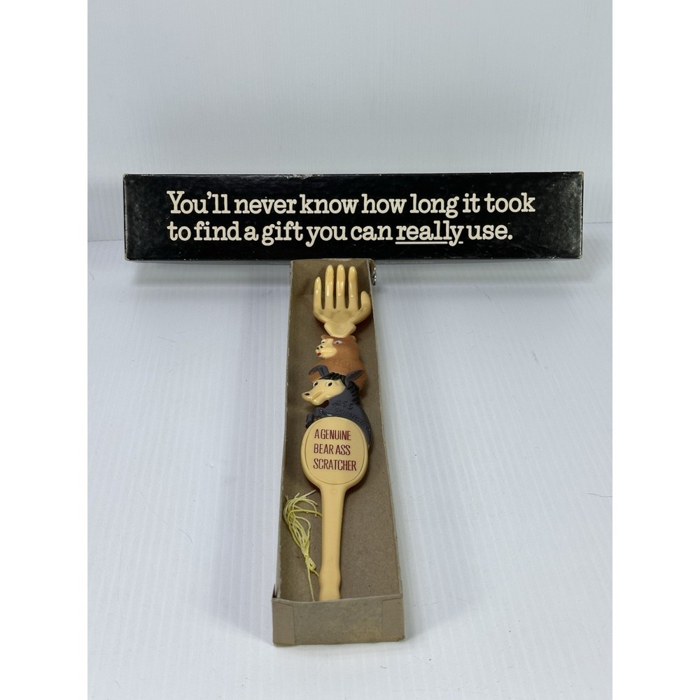FUNNY 1980‎ VINTAGE SPENCER GIFTS A GENUINE BEAR ASS BACK SCRATCHER IN BOX